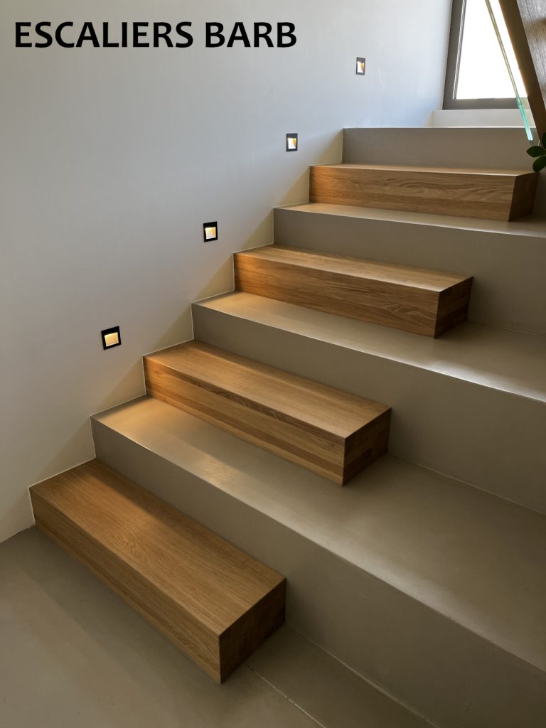 escalier design béton ciré - bloc marche en chêne