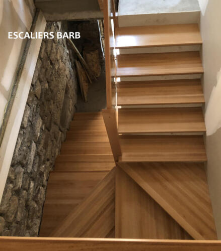 habillage escalier béton bois hêtre