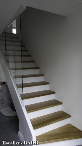 revetement escalier beton chene blanc laqué chene
